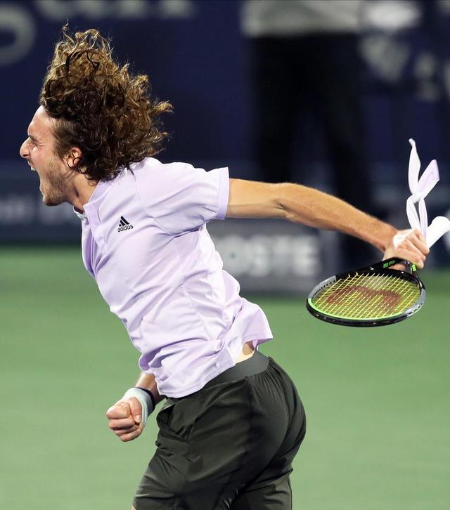 爱游戏APP-联合杯翻盘年终总决赛，西西帕斯状态火热