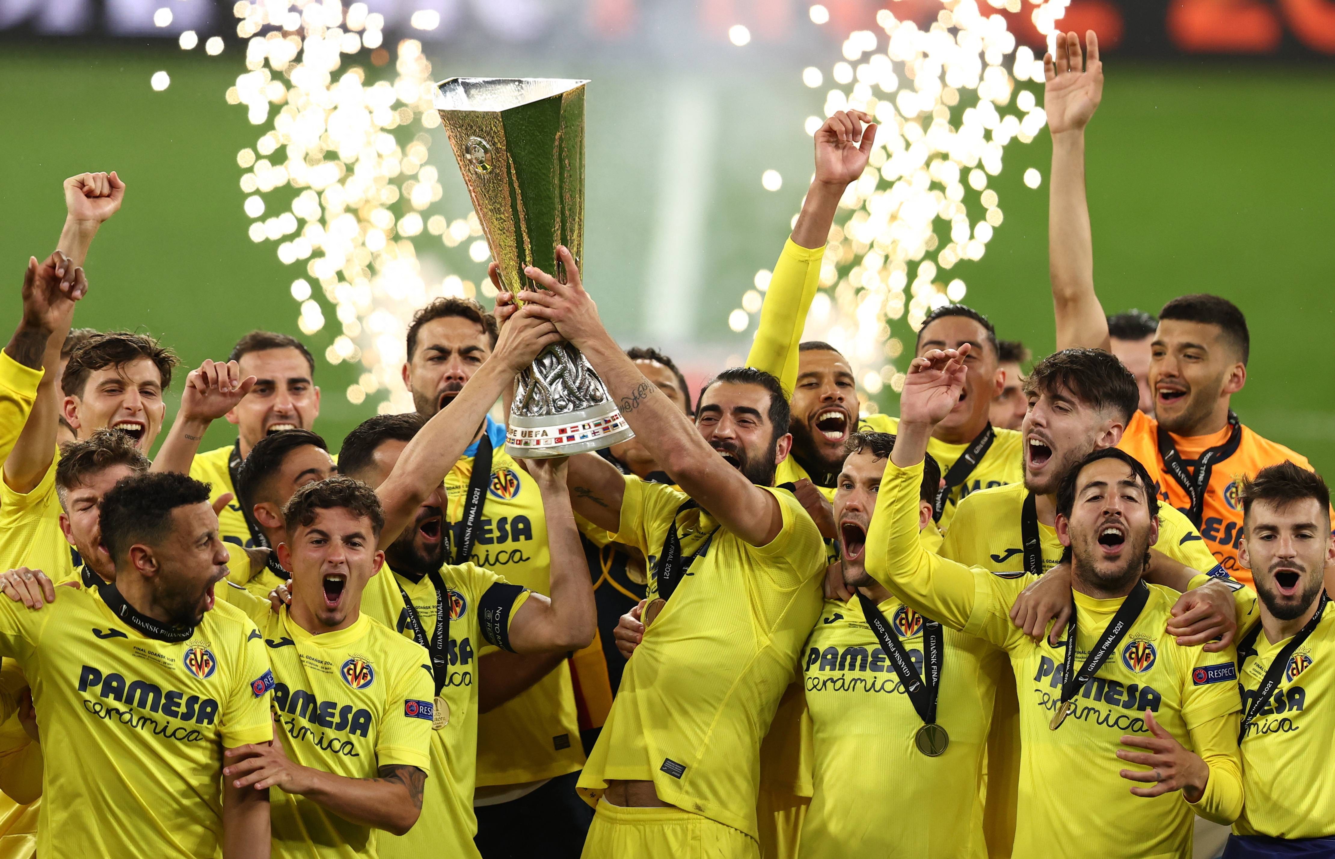 爱游戏-皇马险胜中国，奥亚尔萨瓦尔惊艳四座