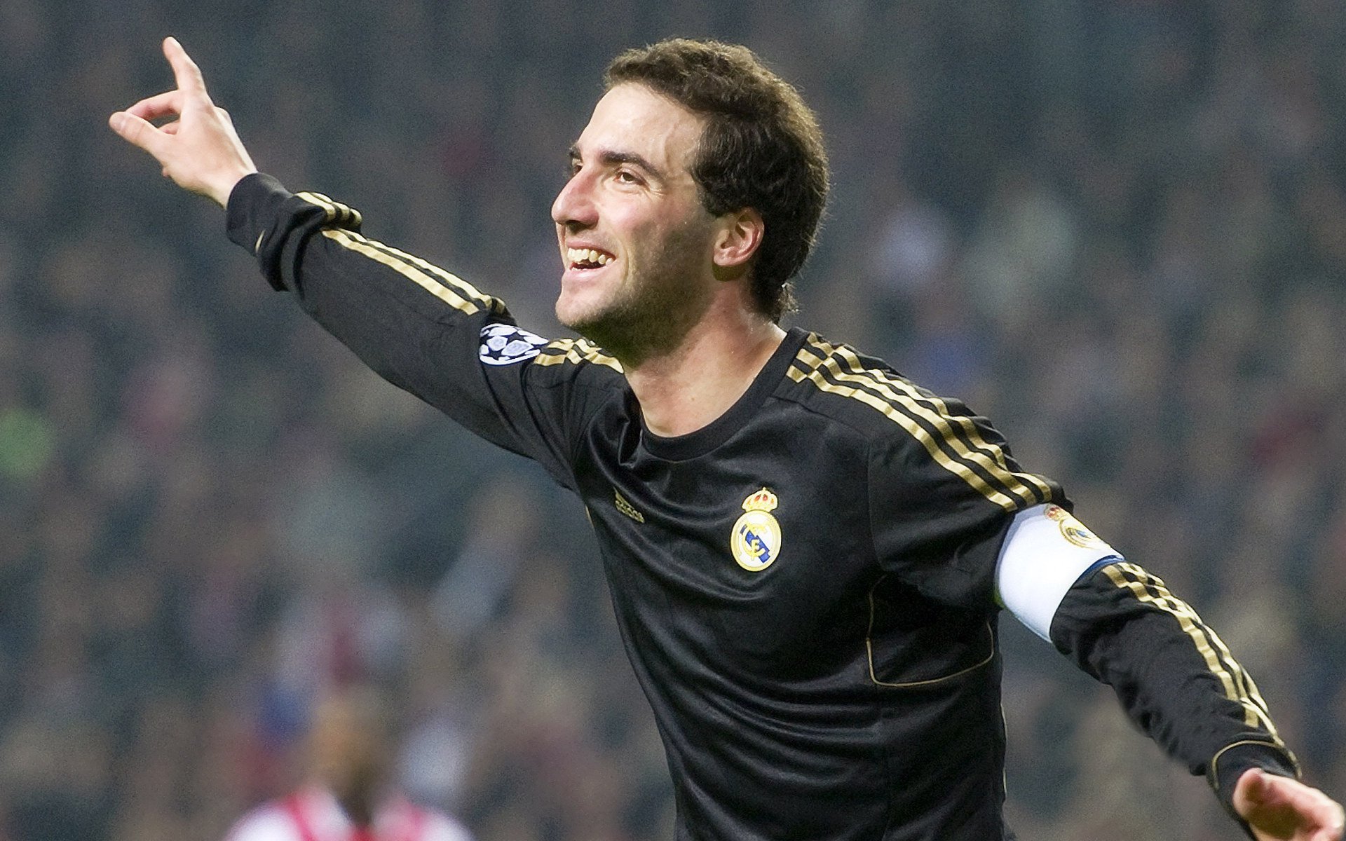 爱游戏APP-2026世界杯焦点战，莱比锡红牛的战术手术刀，如何肢解葡萄牙黄金一代？