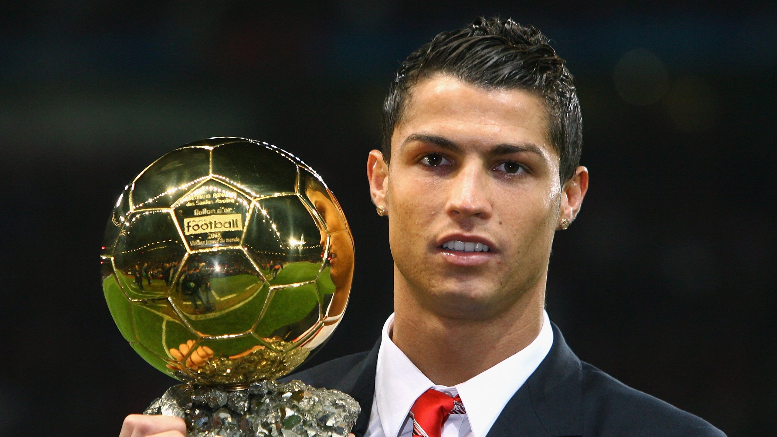 爱游戏官方入口-美加墨世界杯之夜，当莱万赛后评分拉满，我们见证了什么？